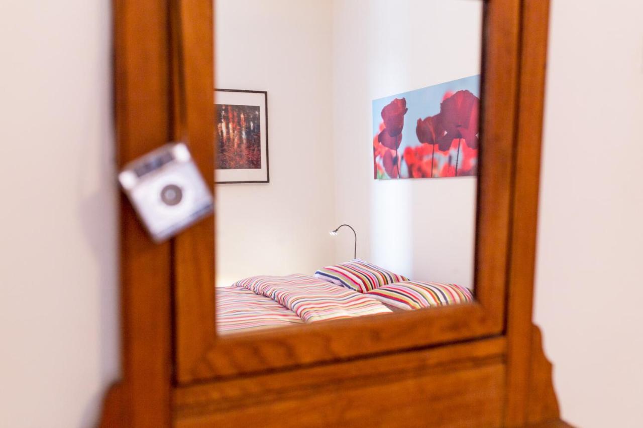 Le 9 Et Demi Bed & Breakfast Montreal Exterior photo