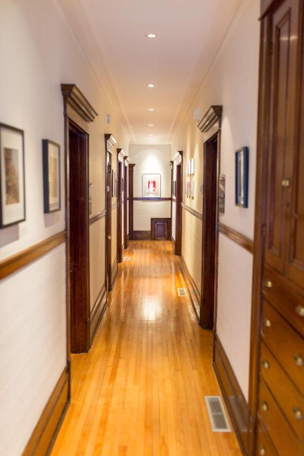 Le 9 Et Demi Bed & Breakfast Montreal Exterior photo